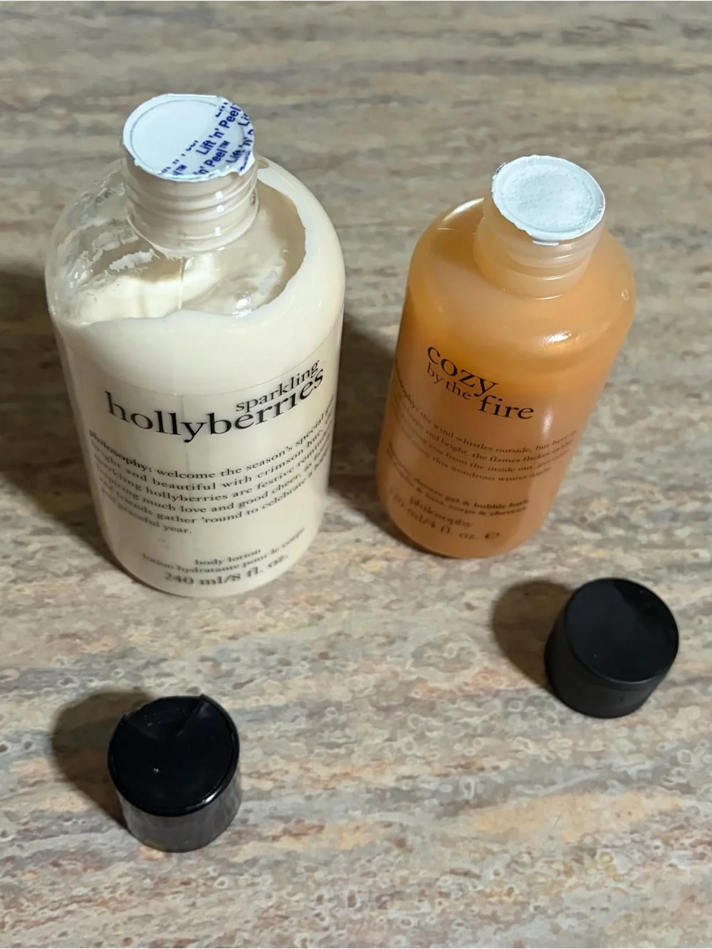 Philosophy Hollyberries Sparkling Body Lotion & Cozy by the Fire Bath Duo